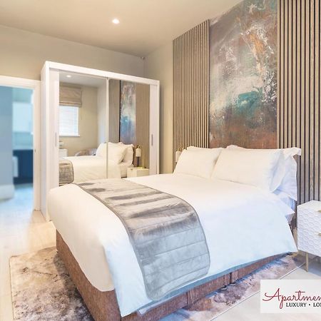 Beautiful Apartment In London ハウンズロー エクステリア 写真